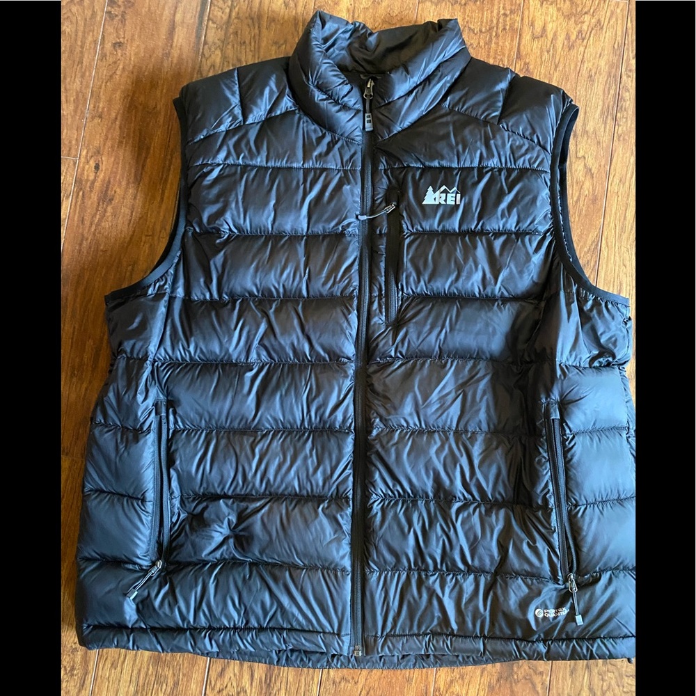 REI Men’s Vest XXL